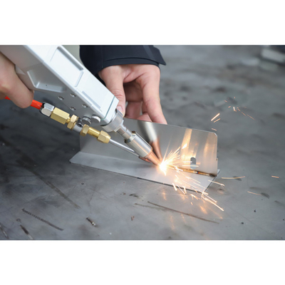 1kw 1500w Handheld Laser Welding Machine For Kitchen Equipment